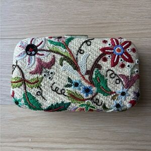 Embroidered Floral Straw Clutch